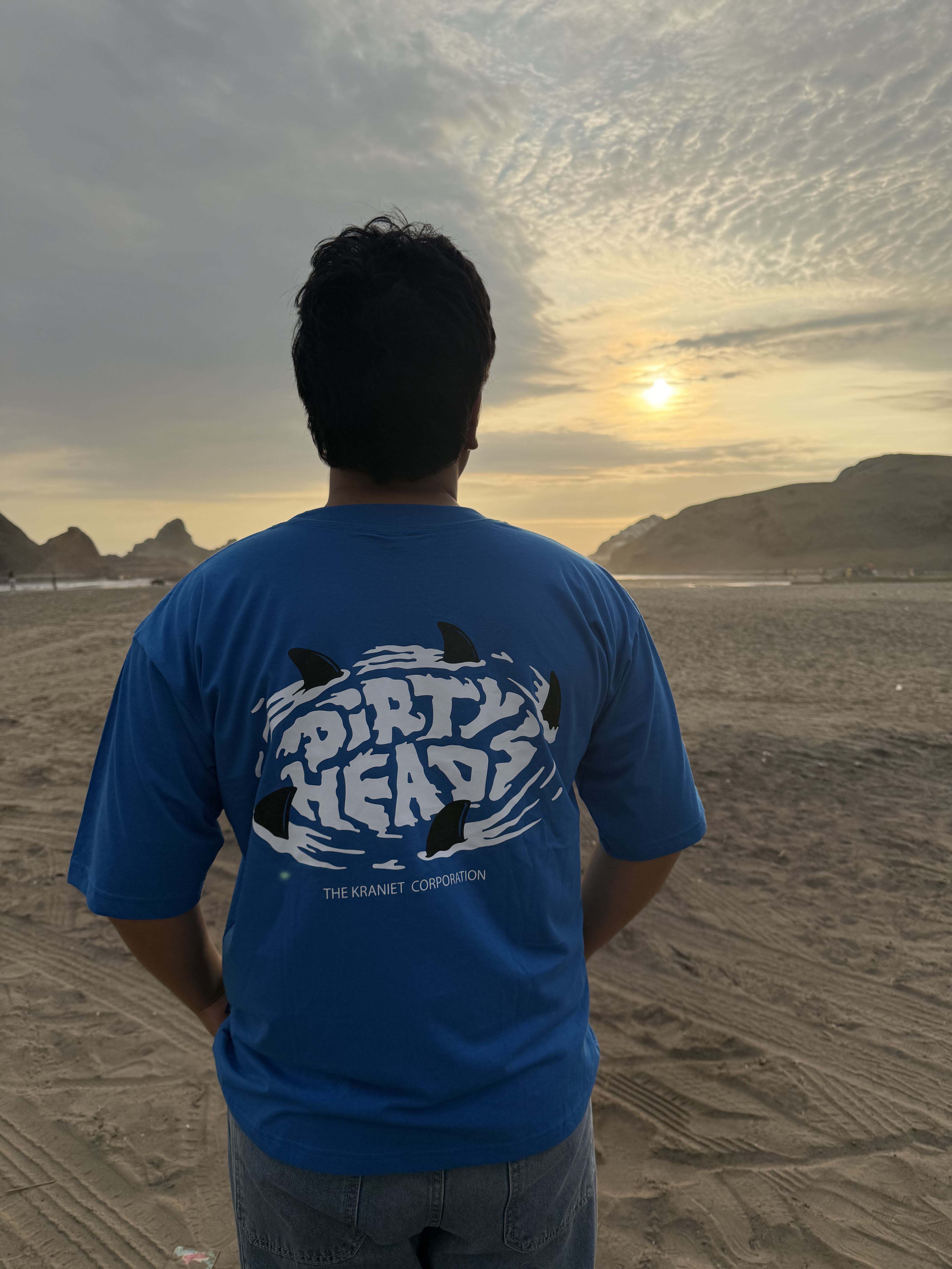 Dirty Sharks Detalle